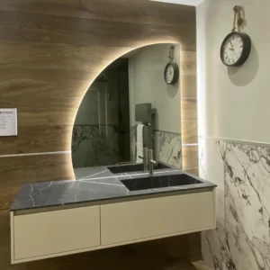 Le Puy en Velay showroom